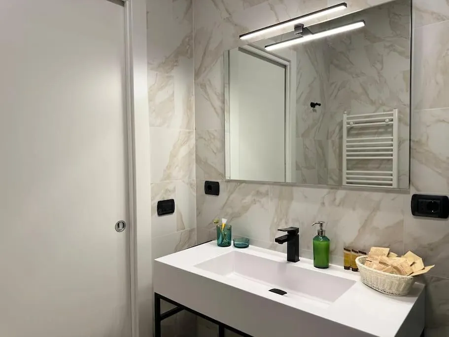 Apartment Moderno E Confortevole Con Posto Auto- Wifi Veloce Rome Italy