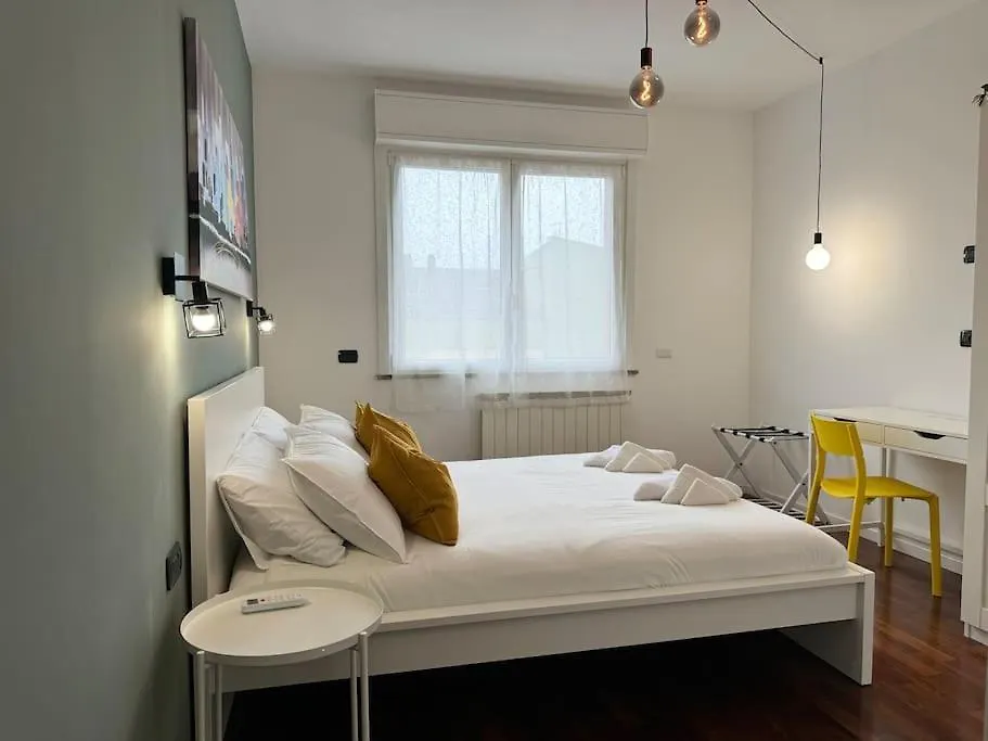 Moderno E Confortevole Con Posto Auto- Wifi Veloce Rome 0*,